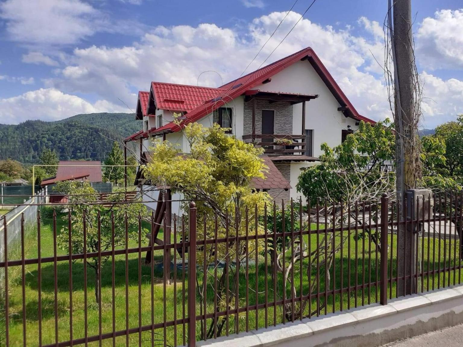 Casa Popa Hotel Gura Humorului Exterior photo